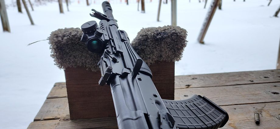 r/guns - Snow Day
